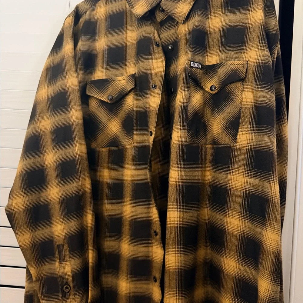 DIXXON Black and Gold Plaid Casual Button Down Shirt - Picture 2 of 2